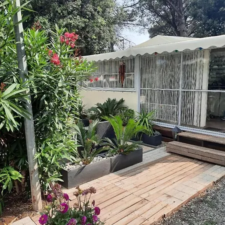 Campeggio Oasis Village Puget-sur-Argens